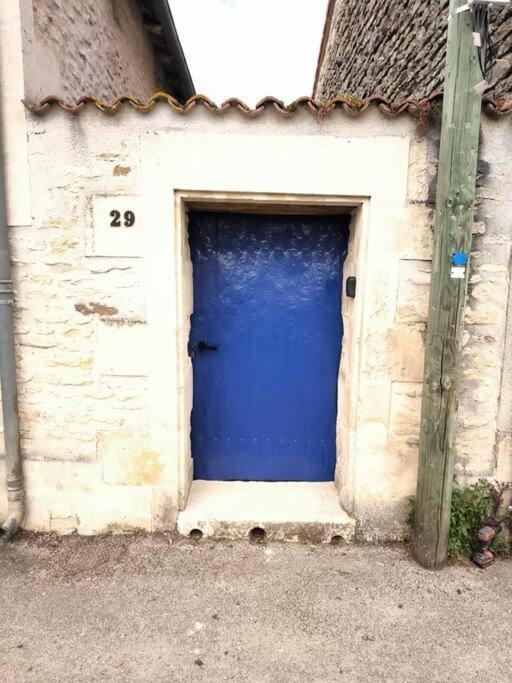 La Porte Bleue Neuville-de-Poitou Екстер'єр фото